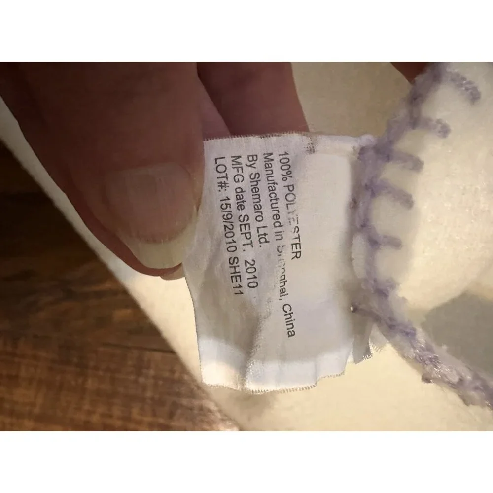 Shemaro Ltd White Ivory  Flannel 28” Baby‎ Security Blanket Purple Yarn Trim
